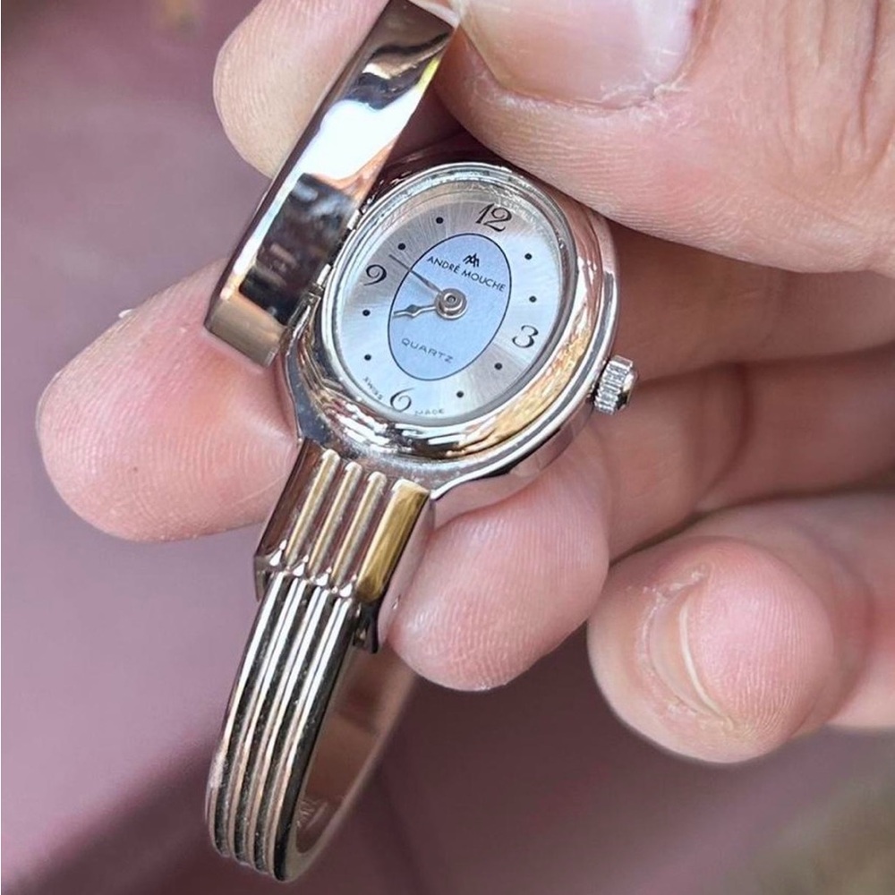 André Mouche Cameo Locket Watch - Blue and White - Picture 3 of 7
